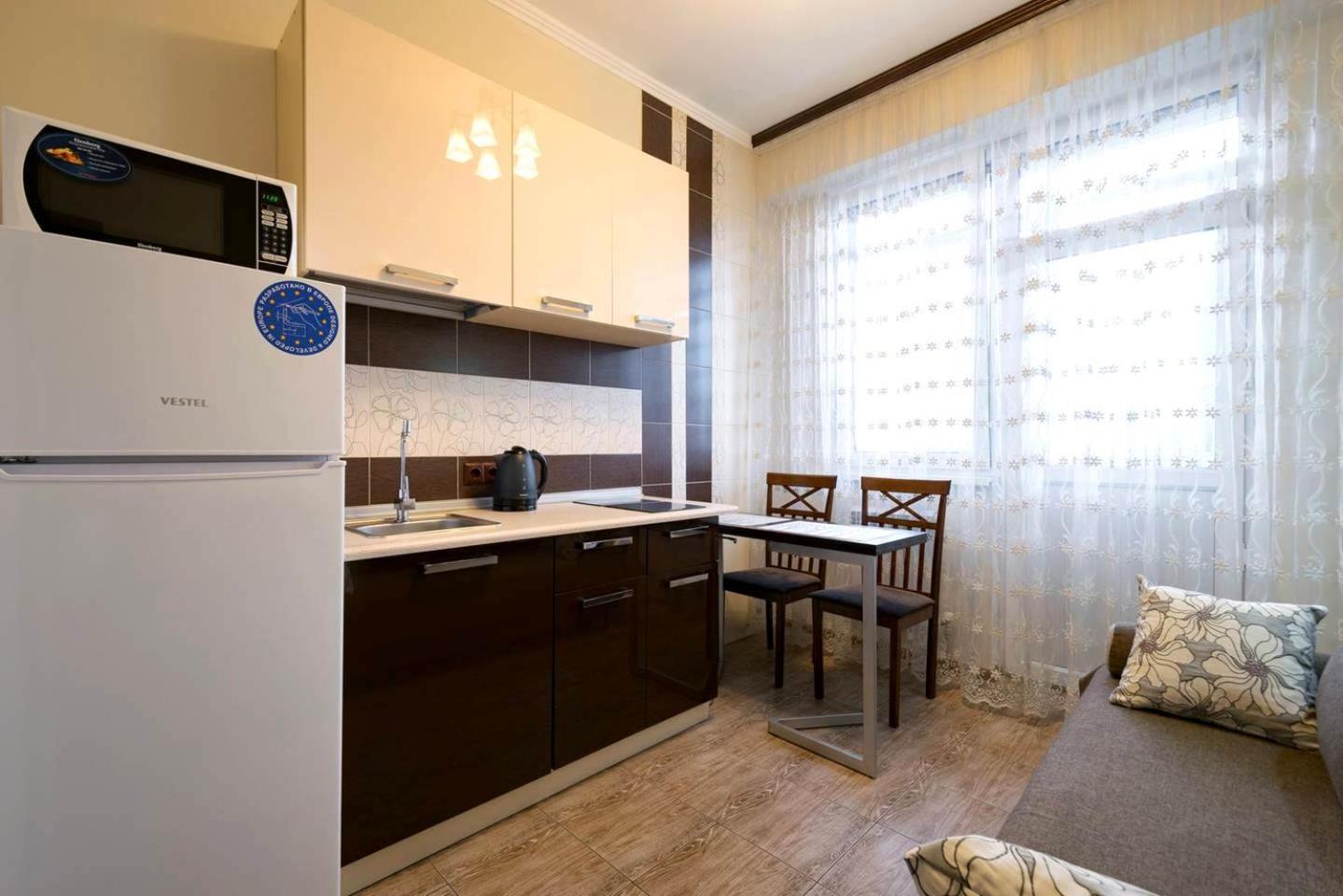 Nadezhda Apartments on Kazybek bi st. Almaty Bagian luar foto